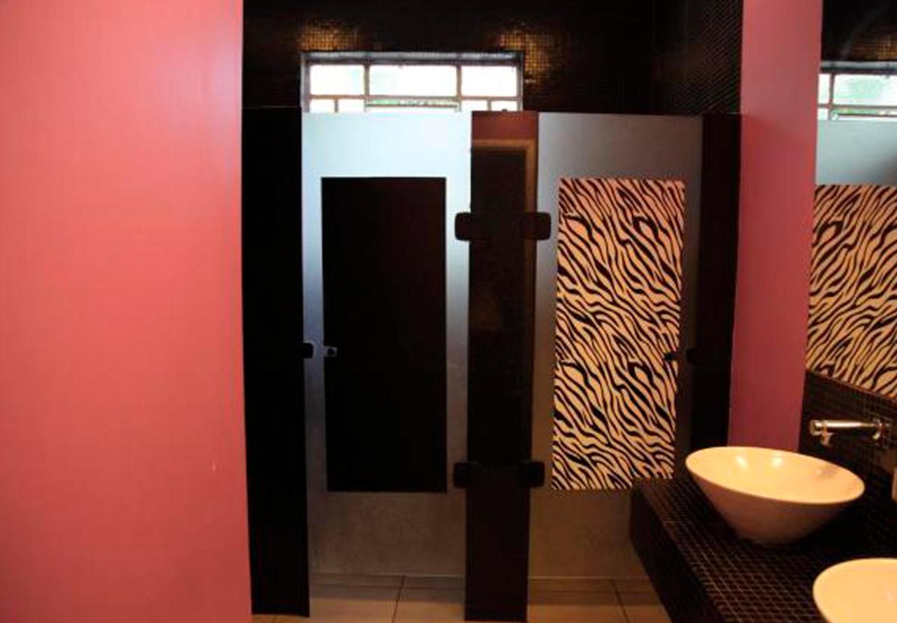 Hbb Hostel "Bar"- Vila Madalena サンパウロ エクステリア 写真